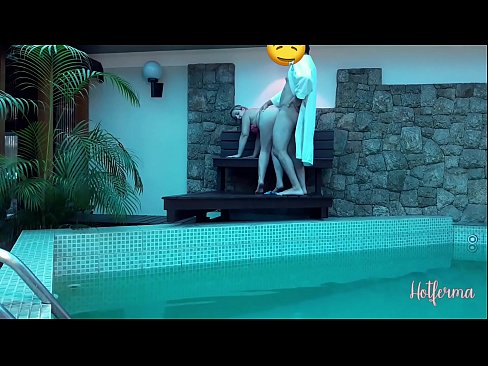 ❤️ Oga pe iranṣẹbinrin si awọn pool, sugbon ko le koju kan gbona ❤❌  ni onihoho% yo.sexuria-net.ru%  ❌❤